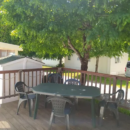 Semesterbostad Sejour Nature, 3 Chambres, Terrasse Et Clim Guchen